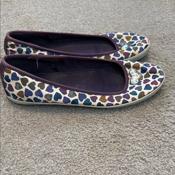 Brighton Purple and Blue Heart Flats for Casual Comfort - Picture 2 of 8